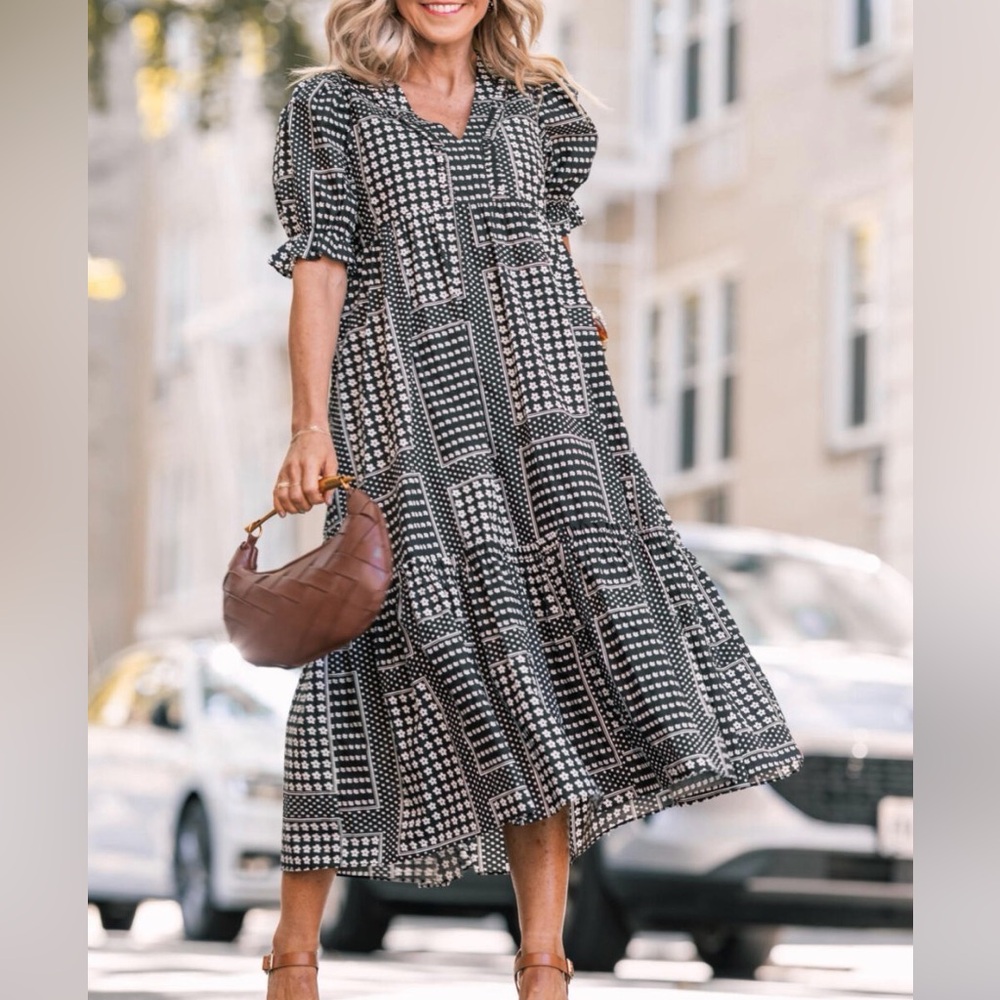 Chic Black and White Floral Midi Dress
